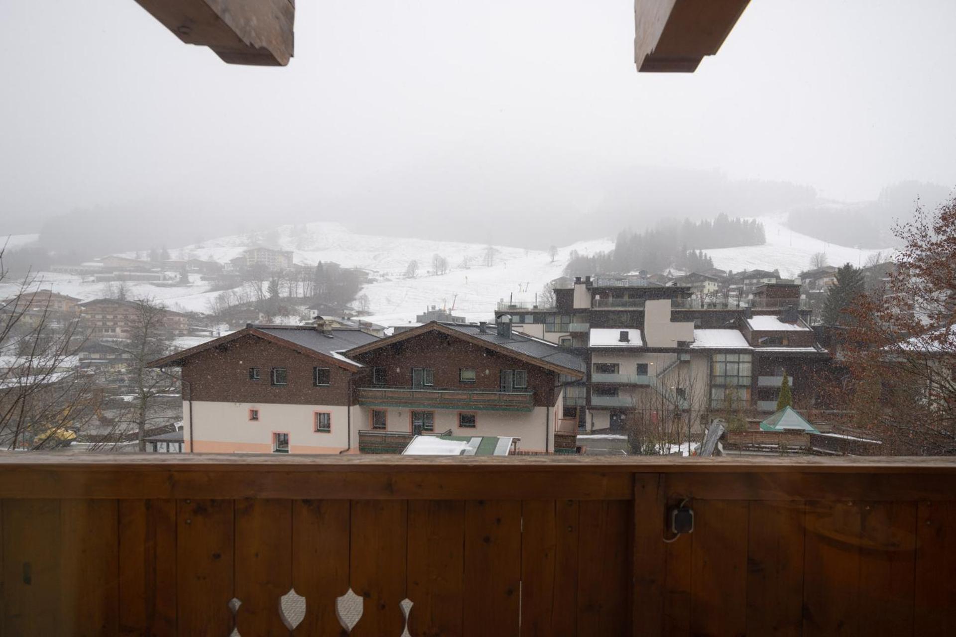 Hotel Valerie Saalbach-Hinterglemm Rum bild